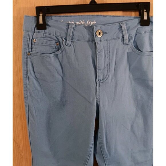 Signature Studio 12 Light Blue The Ultimate Stretch With Style Jeans Low Rise - Picture 2 of 7